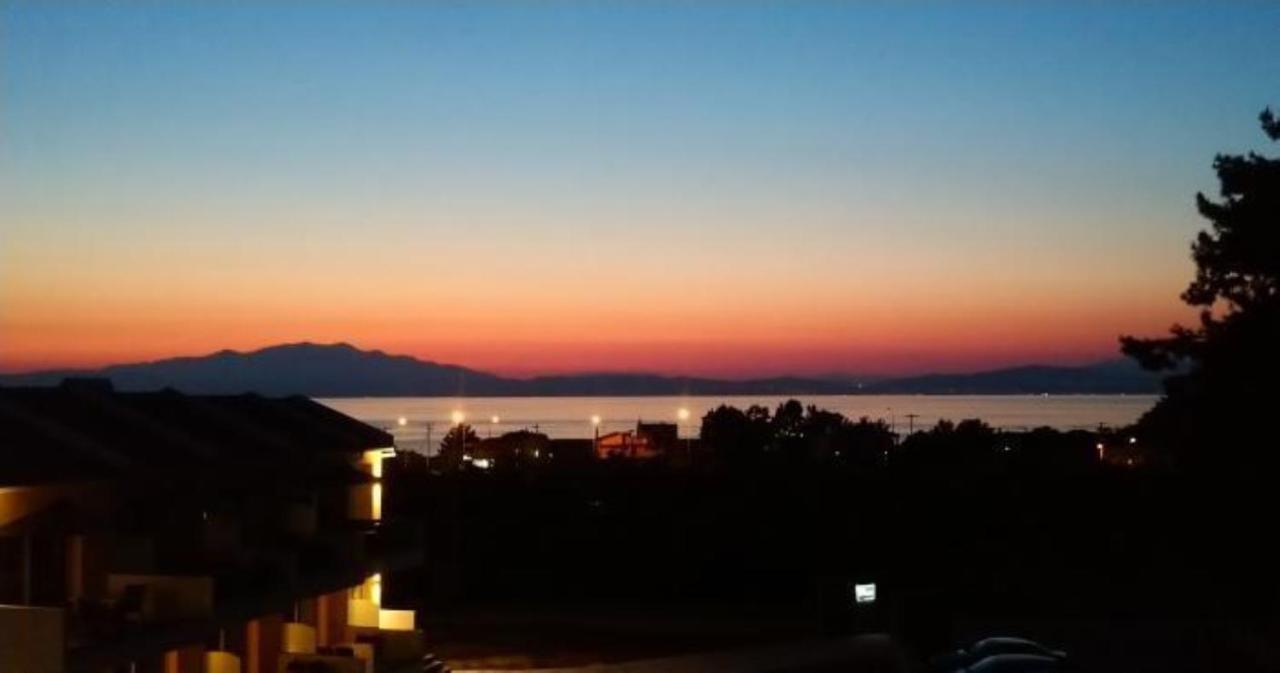 Solar Suites Skala Rachoni  Bagian luar foto